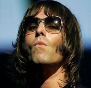 Лучшим фронтменом всех времен признан вокалист Oasis