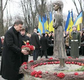 Янукович запевнив турків, що Голодомор - не геноцид