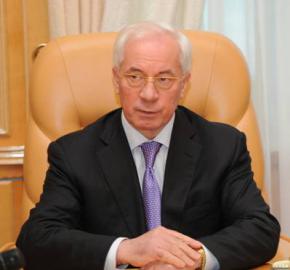 Микола Азаров подав у відставку
