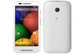 Motorola представила последний совместный с Google смартфон Moto E