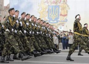 В Україні відновлюють строкову службу в армії з осені цього року