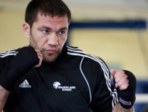 Соперник Кличко намекнул, что украинец принимает допинг