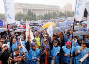 В Бухаресте прошел марш за присоединение Молдовы к Румынии