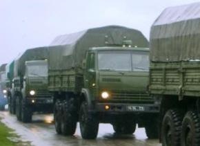 Росія продовжує перекидати на Донбас війська і техніку наступального характеру, - РНБО