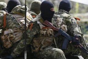 Боевикам на Донбассе завезли новейшие российские автоматы Калашникова (АК-74)