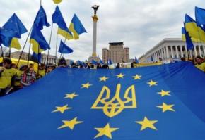 Более половины украинцев поддерживают вступление страны в ЕС и НАТО
