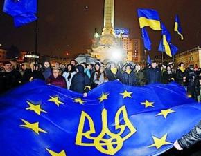 Украинцы окончательно потеряли доверие к России и хотят в ЕС