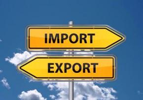 Украина вдвое снизила экспорт из России и увеличила из Беларуси
