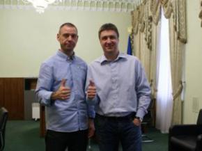 Михалок и его продюсер переезжают в Украину на ПМЖ
