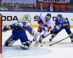 Сборная Украины по хоккею проиграла четвертый матч подряд на чемпионате мира