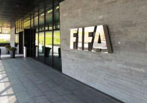 Двух вице-президентов ФИФА обвиняют в коррупции
