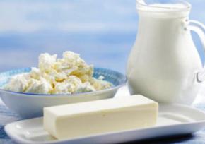 Казахстан зняв заборону на молочні продукти з України