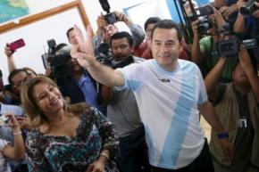 На президентских выборах в Гватемале победил Телевизионный комик